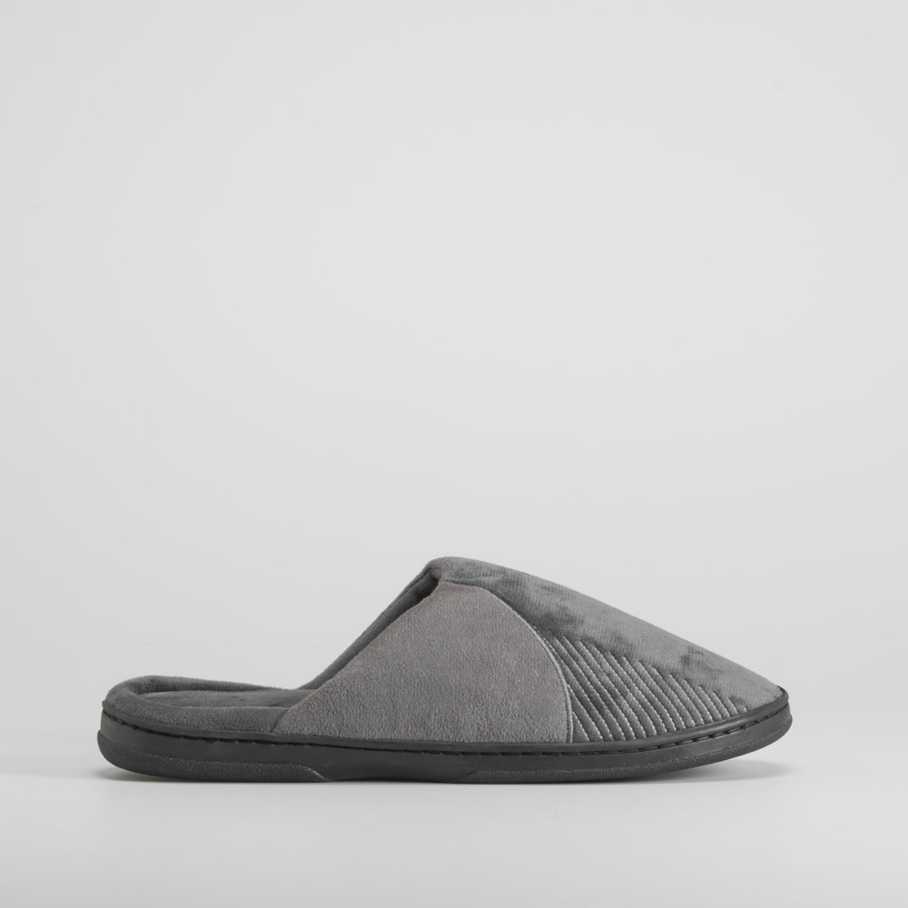 Zapatilla casa gris abierta de OLYNE