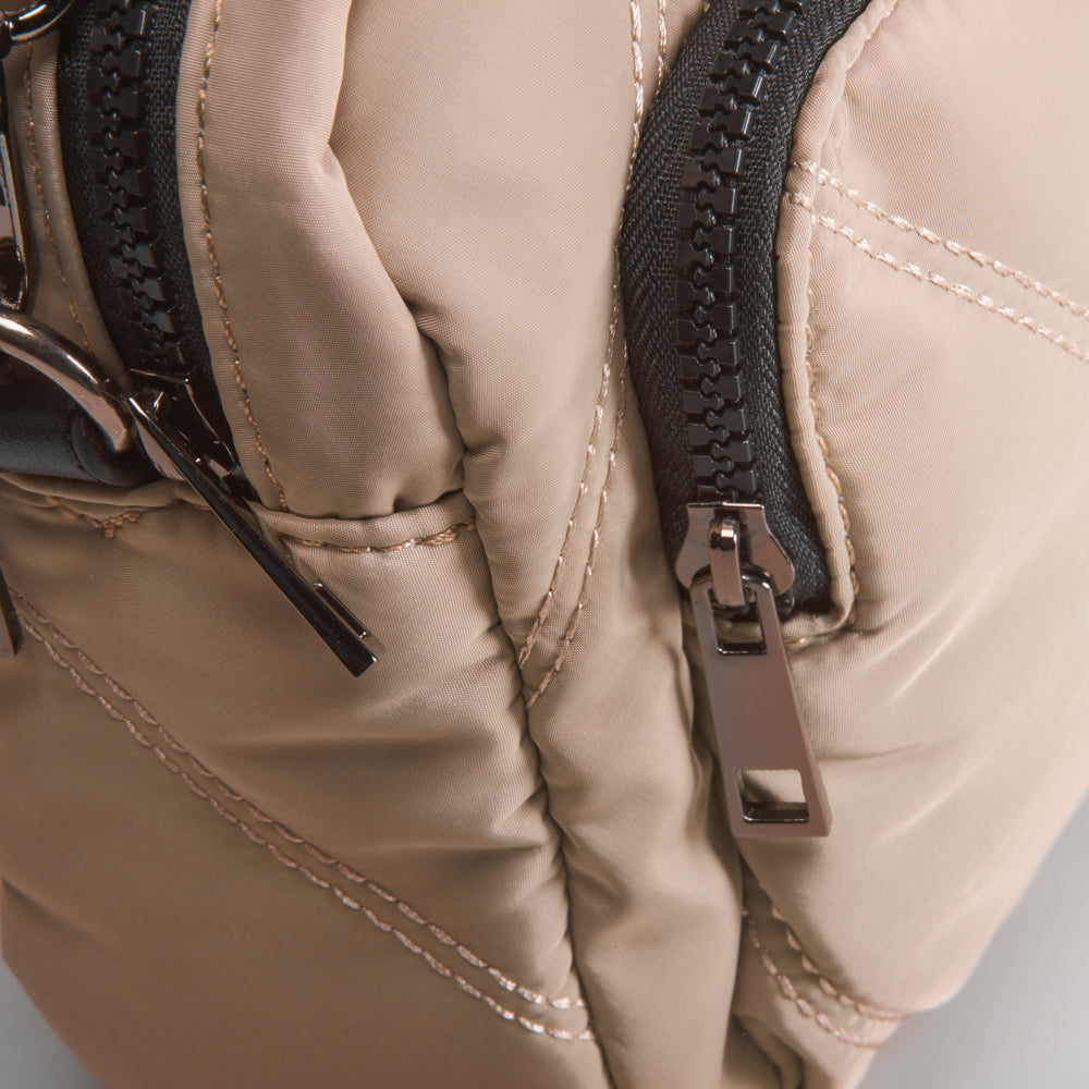 Bolso bandolera nylon acolchado camel NYC