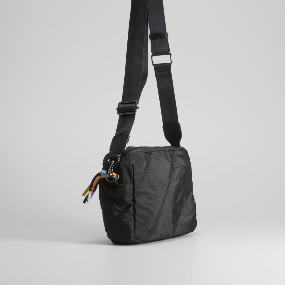 Bolso bandolera nylon acolchado negro NYC