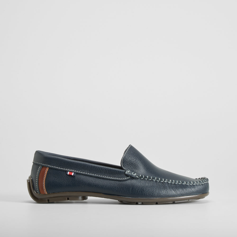 Mocasín piel azul marino MR. HANSEN