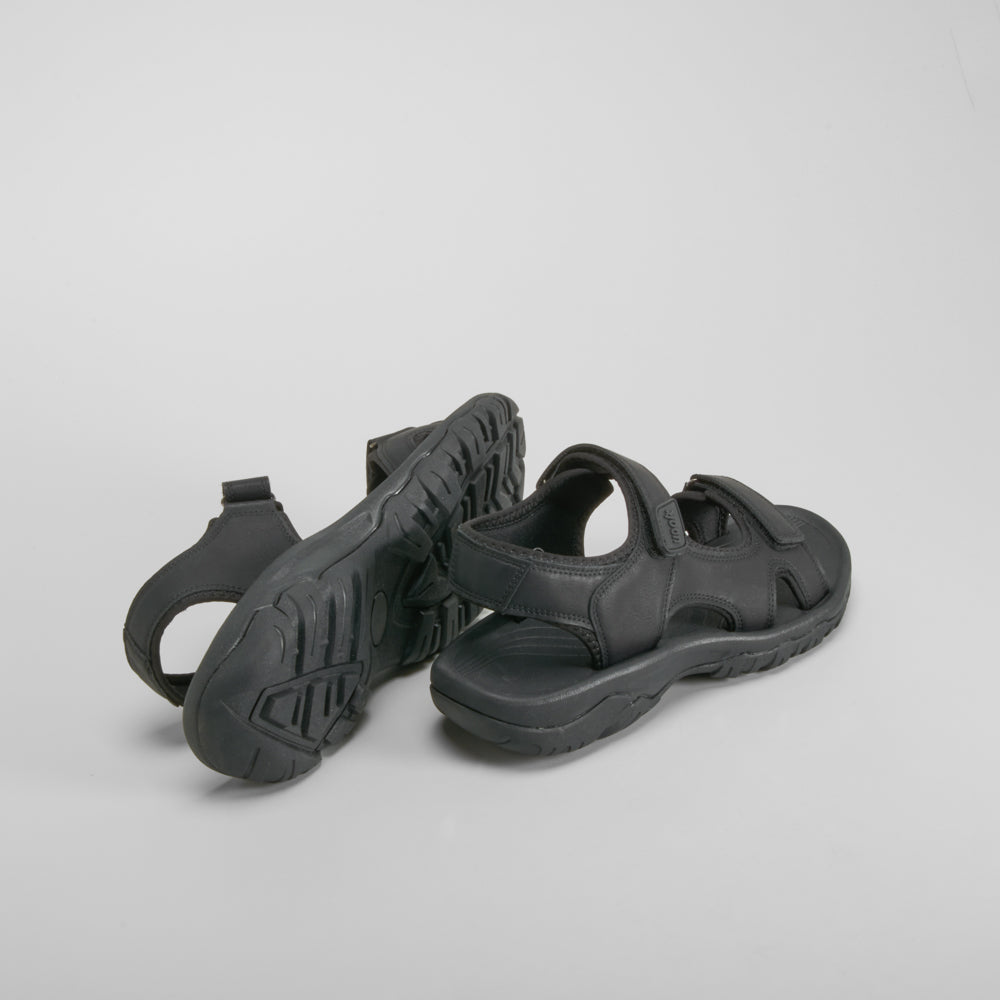 Sandalia deportiva trekking negra UDOK