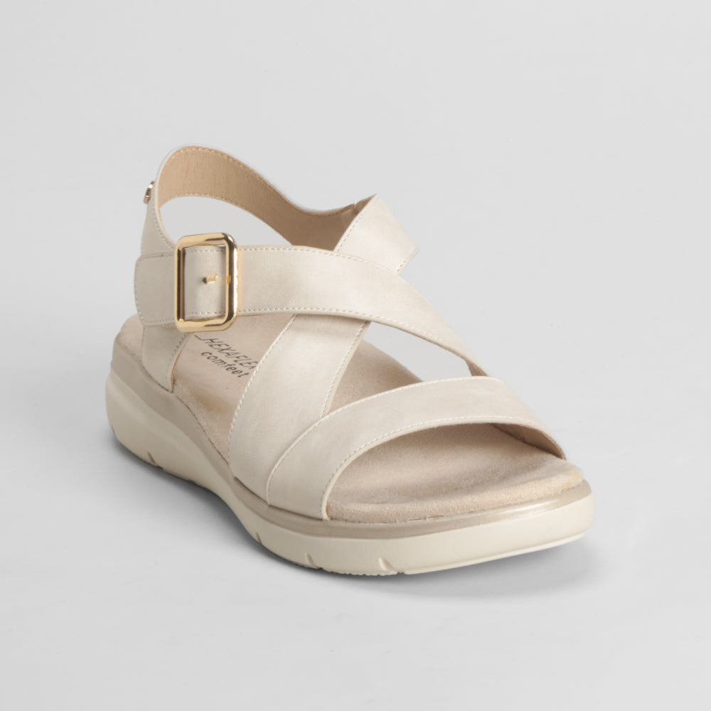 Sandalia cuña cierre velcro beige COMFEET