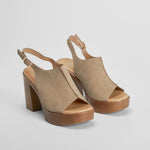 Sandalia tacón plataforma beige NYC
