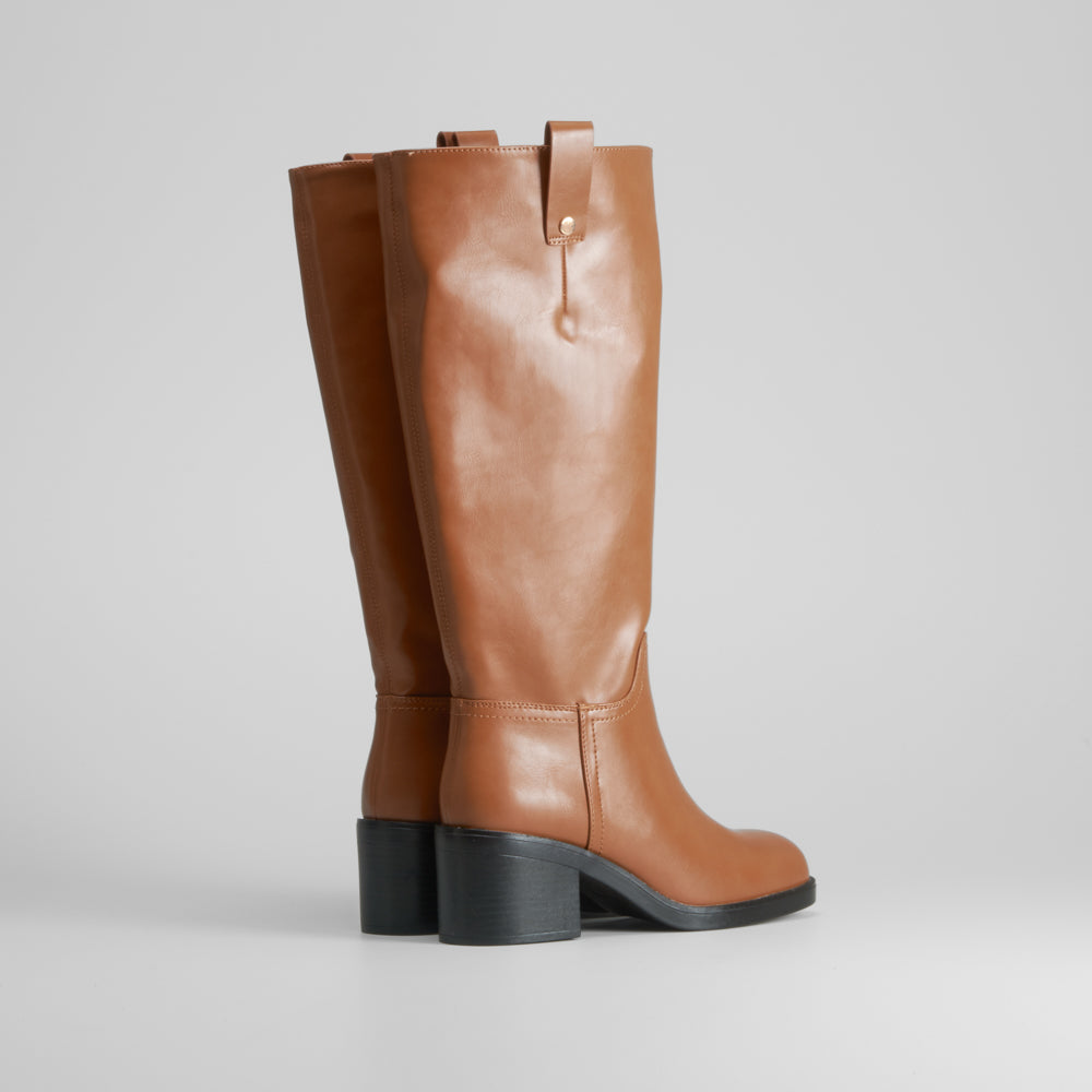 Bota tacón campera marrón NYC