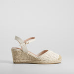 Sandalia de yute de cuña macrame beige PICCOLA PIU