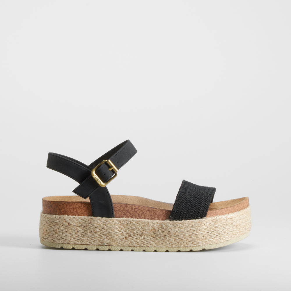 Sandalia plataforma negra SENDA ROAD