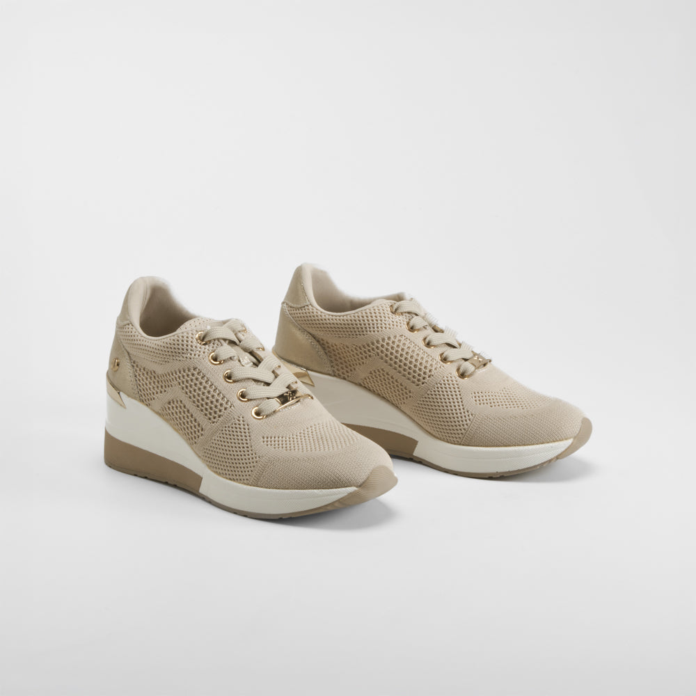 Sneaker cuña beige  XTI
