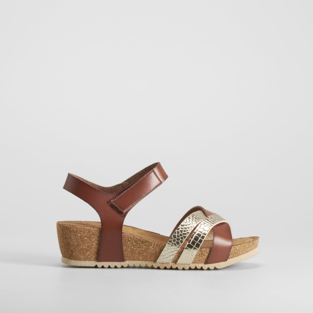 Sandalia cuña bio camel XTI