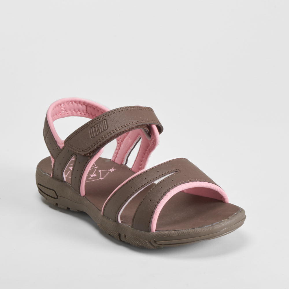 Sandalia deportiva marrón UTWO