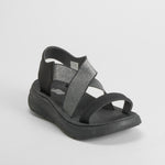 Sandalia deportiva walking negra UTWO