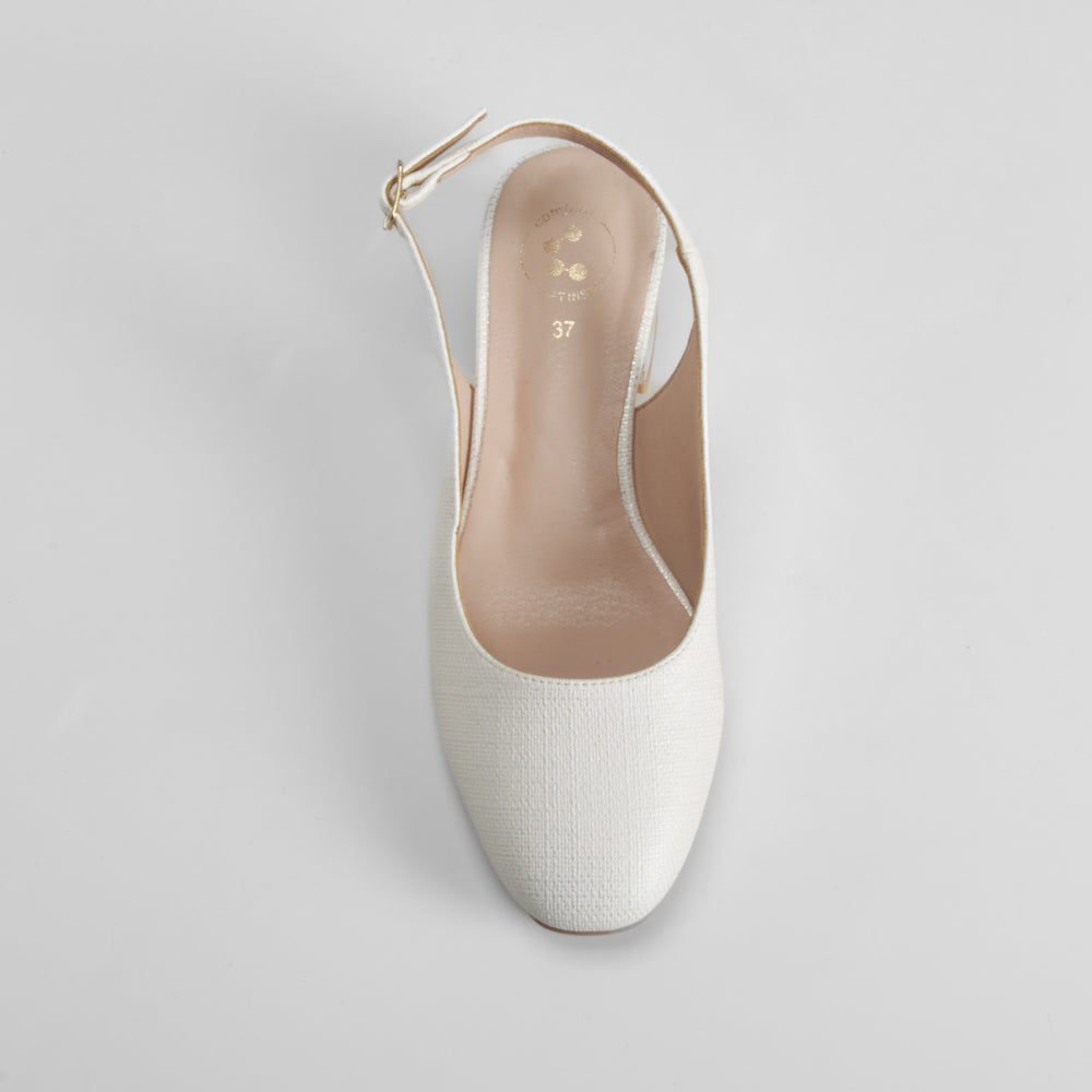 Zapato tacón destalonado de piel blanco COMFEET