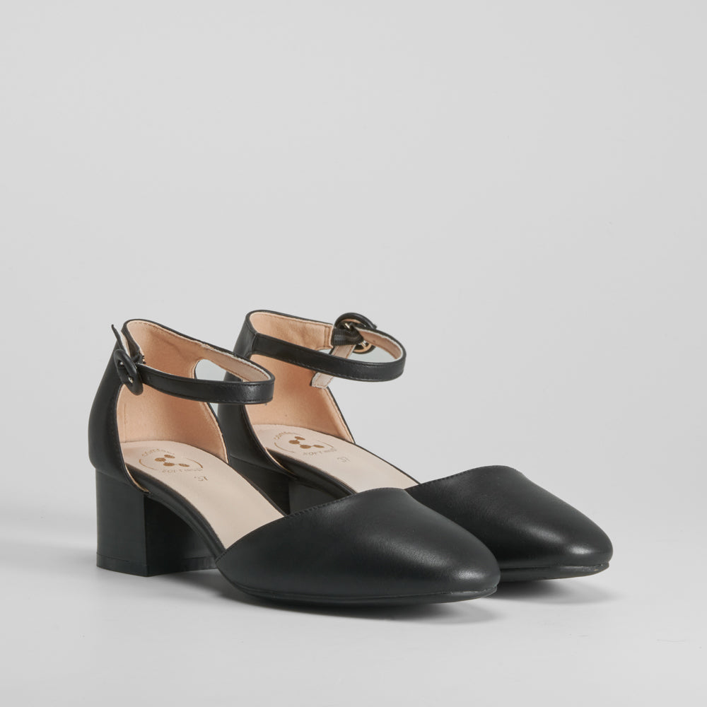 Zapato tacón negro COMFEET