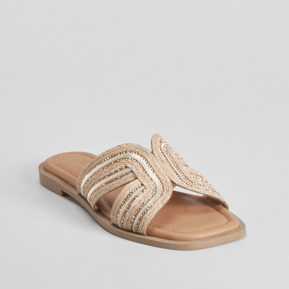 Sandalia plana pala brillo beige PICCOLA PIU