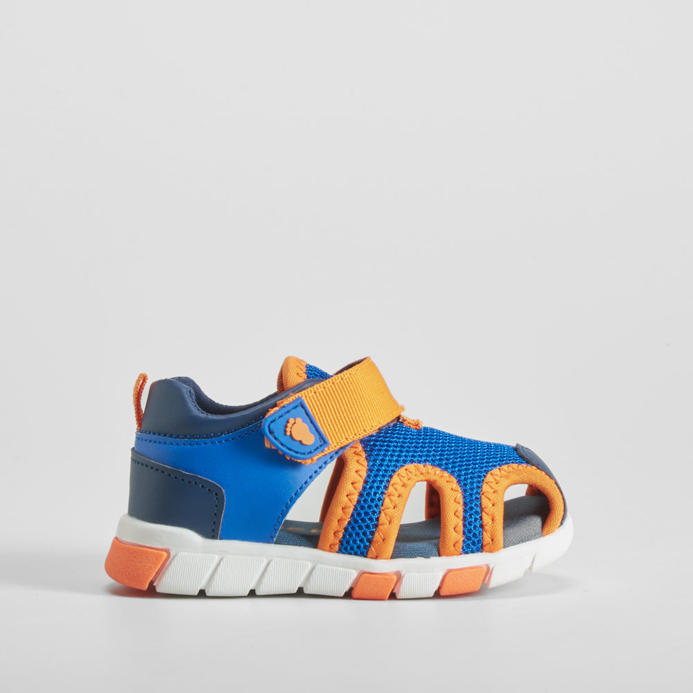 Sandalia cerrada bebé mesh azul y naranja BACHE