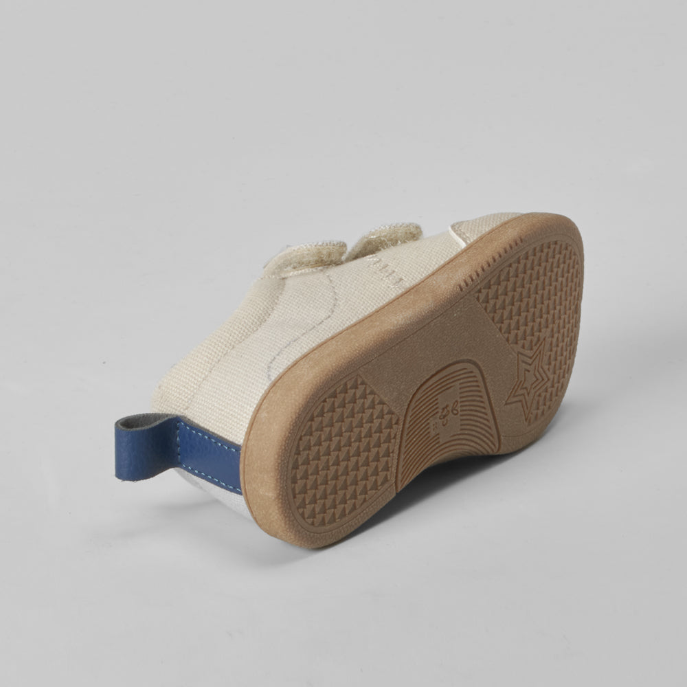 Zapatilla de lona beige COMFEET BABY