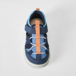 Sandalia cerrada azul COMFEET