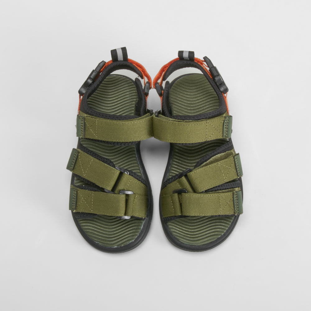Sandalia plana infantil verde SEVEN FIVE