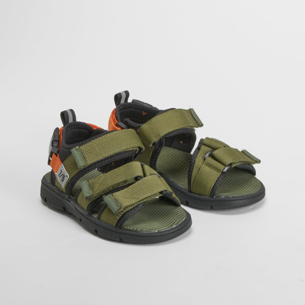 Sandalia plana infantil verde SEVEN FIVE