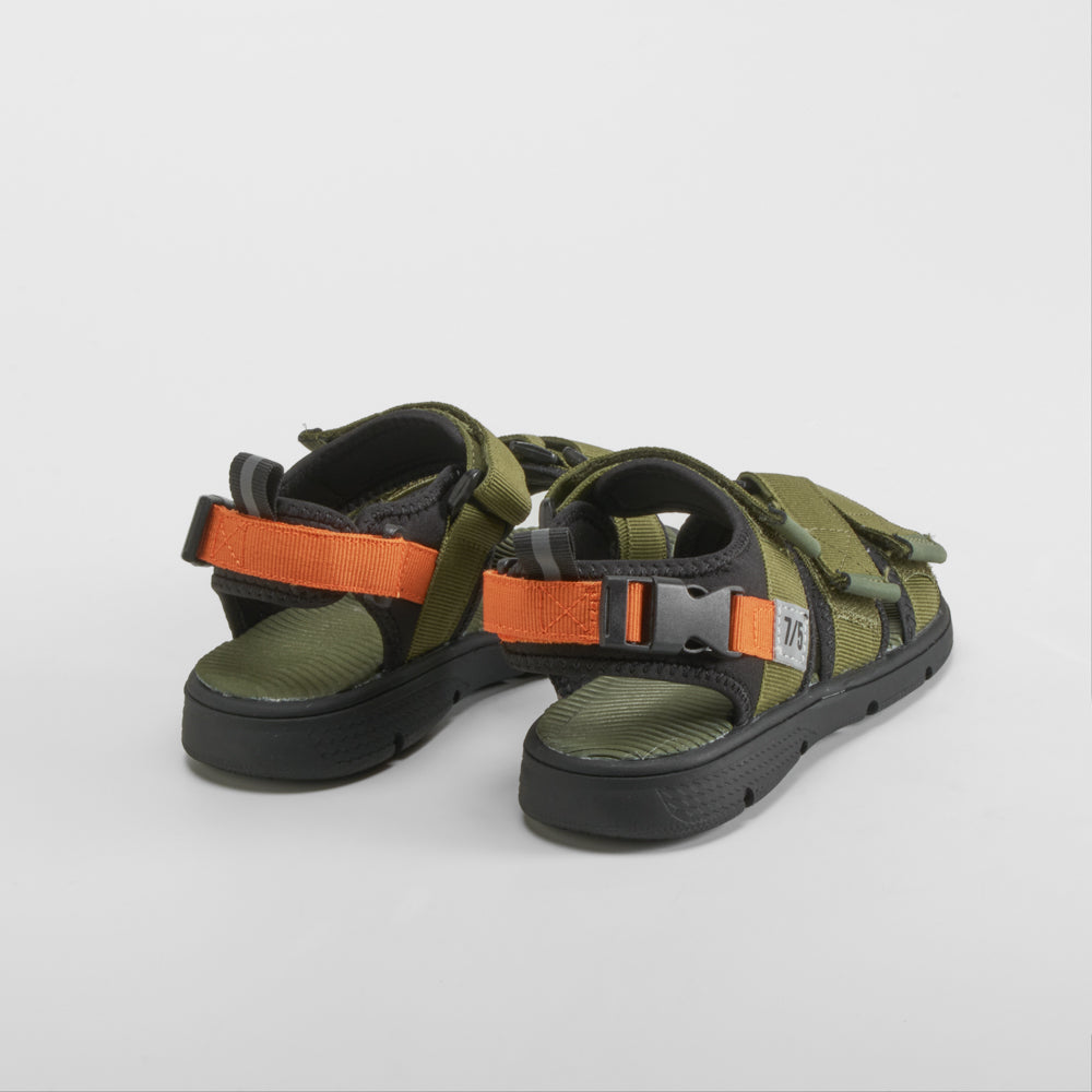Sandalia plana infantil verde SEVEN FIVE