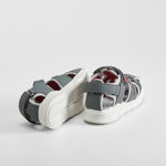 Sandalia deportiva cerrada gris BEPPI