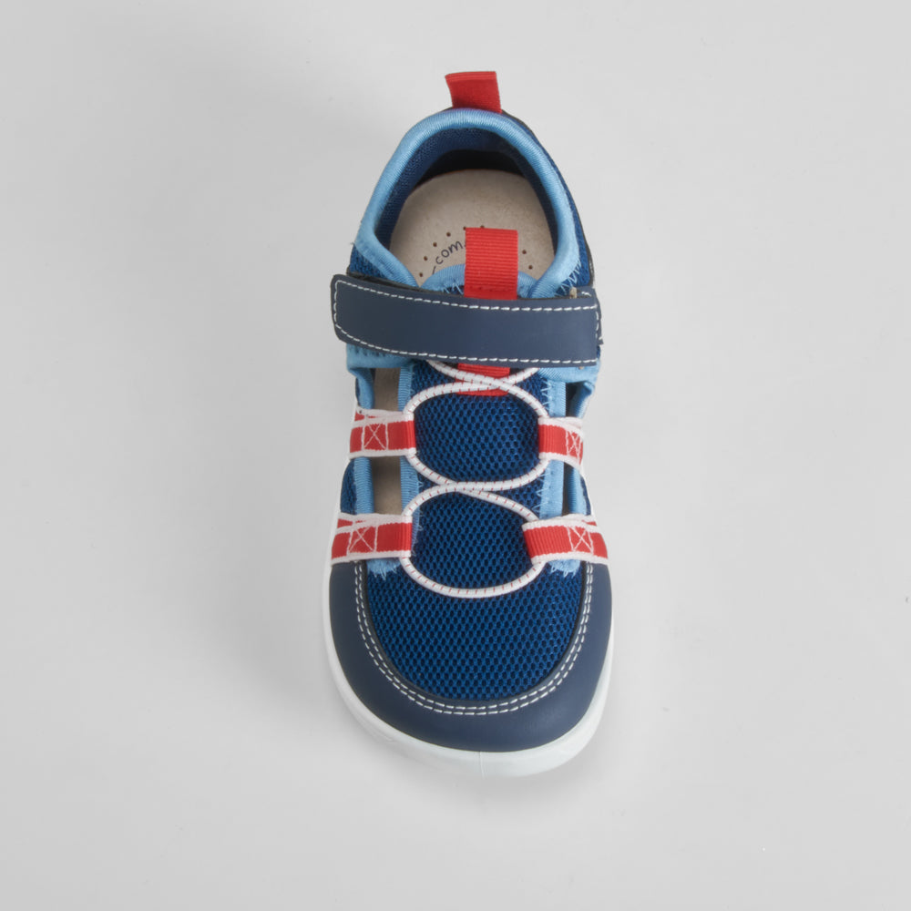 Sandalia cerrada barefoot azul COMFEET KIDS