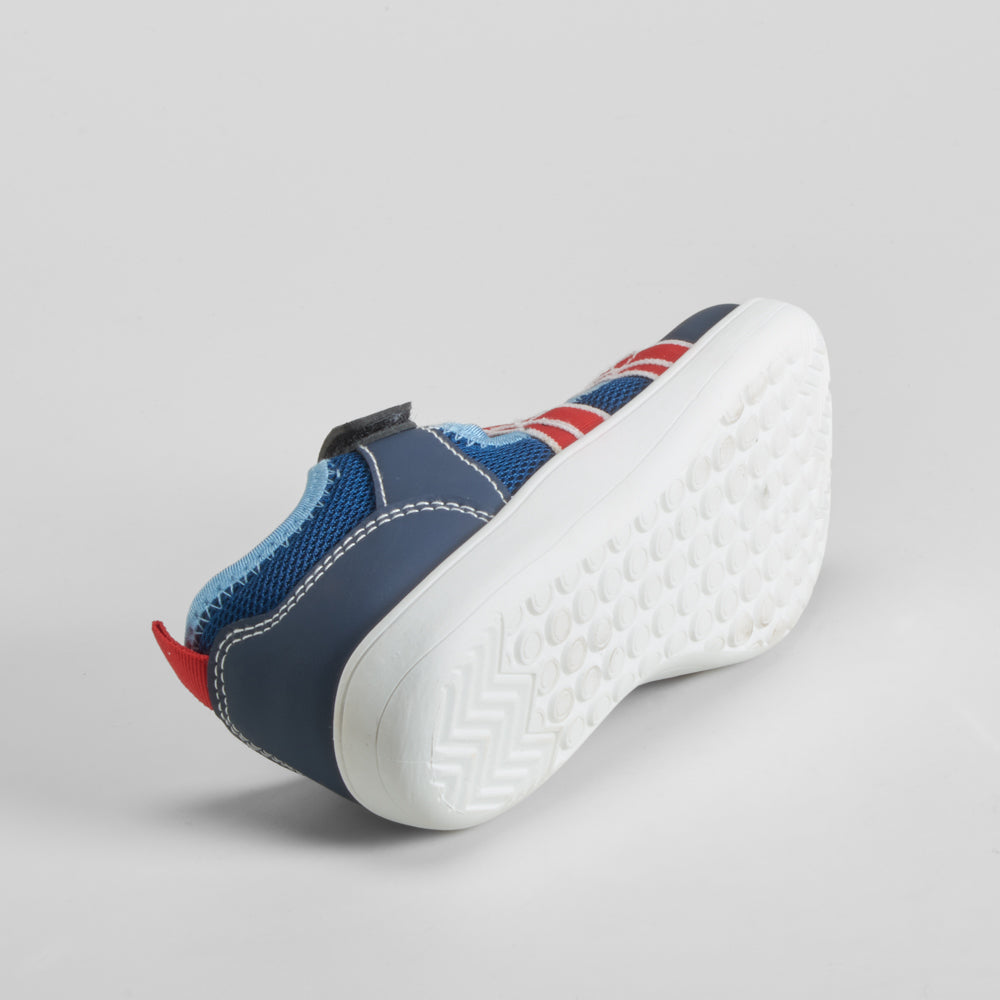 Sandalia cerrada barefoot azul COMFEET KIDS