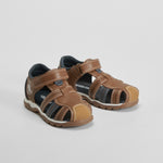 Sandalia vestir infantil marrón SEVEN FIVE