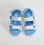Sandalia deportiva con luces azul STITCH