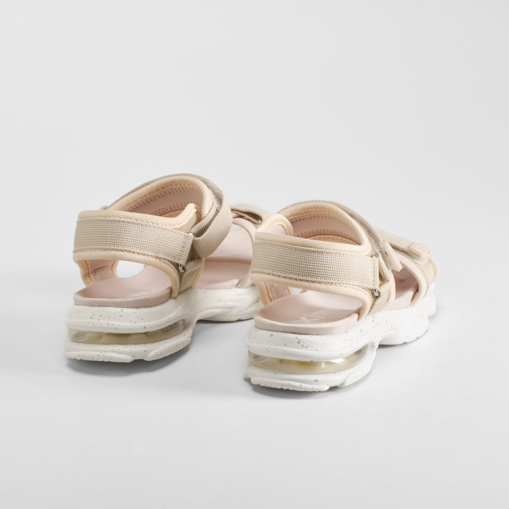 Sandalia velcro infantil rosa nude XTI