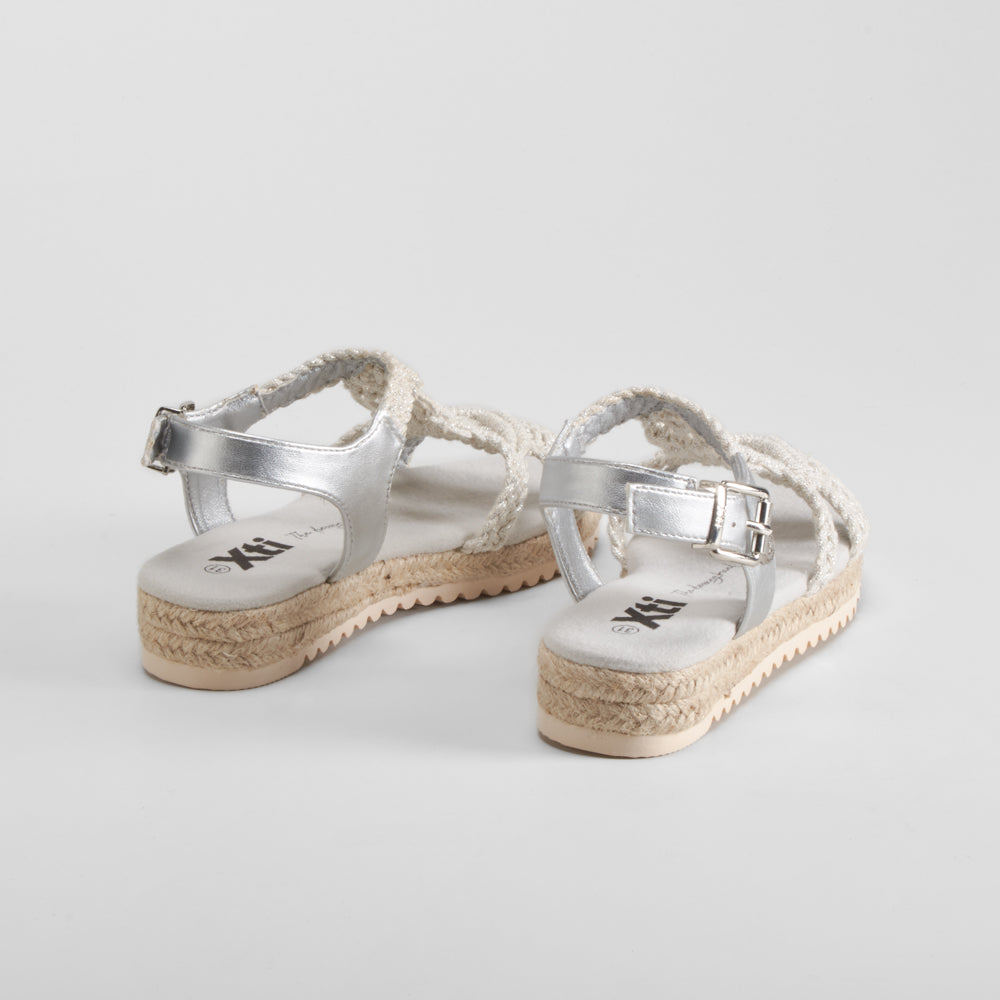 Sandalia croché plata XTI
