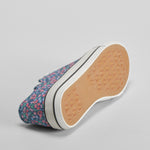 Zapatilla de lona con cordones flores azul OH GIRL