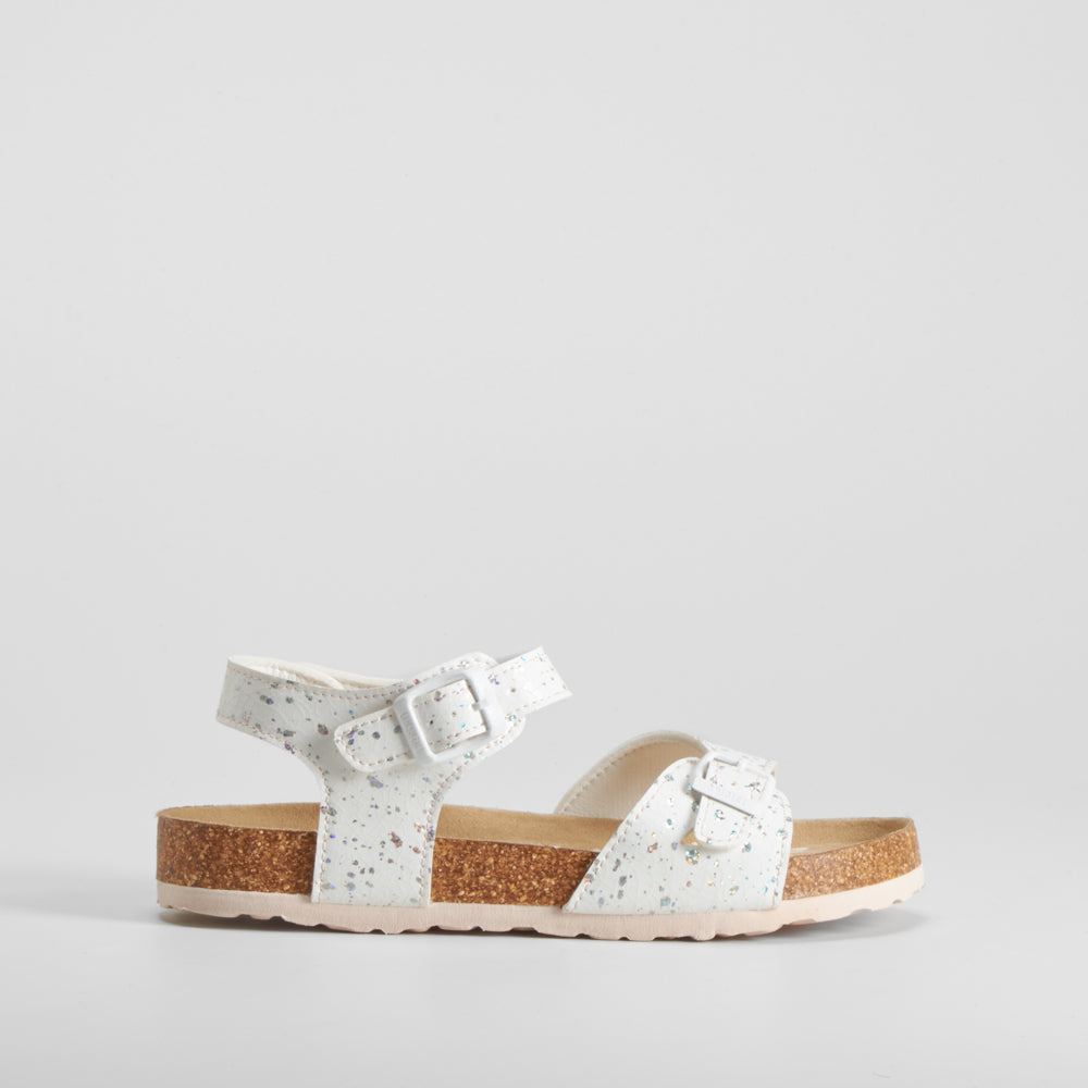 Sandalia bio con hebillas y brillo blanco OH GIRL