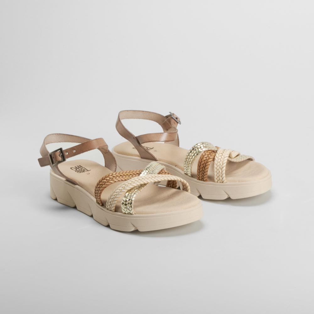 Sandalia cuña de piel beige OH GIRL