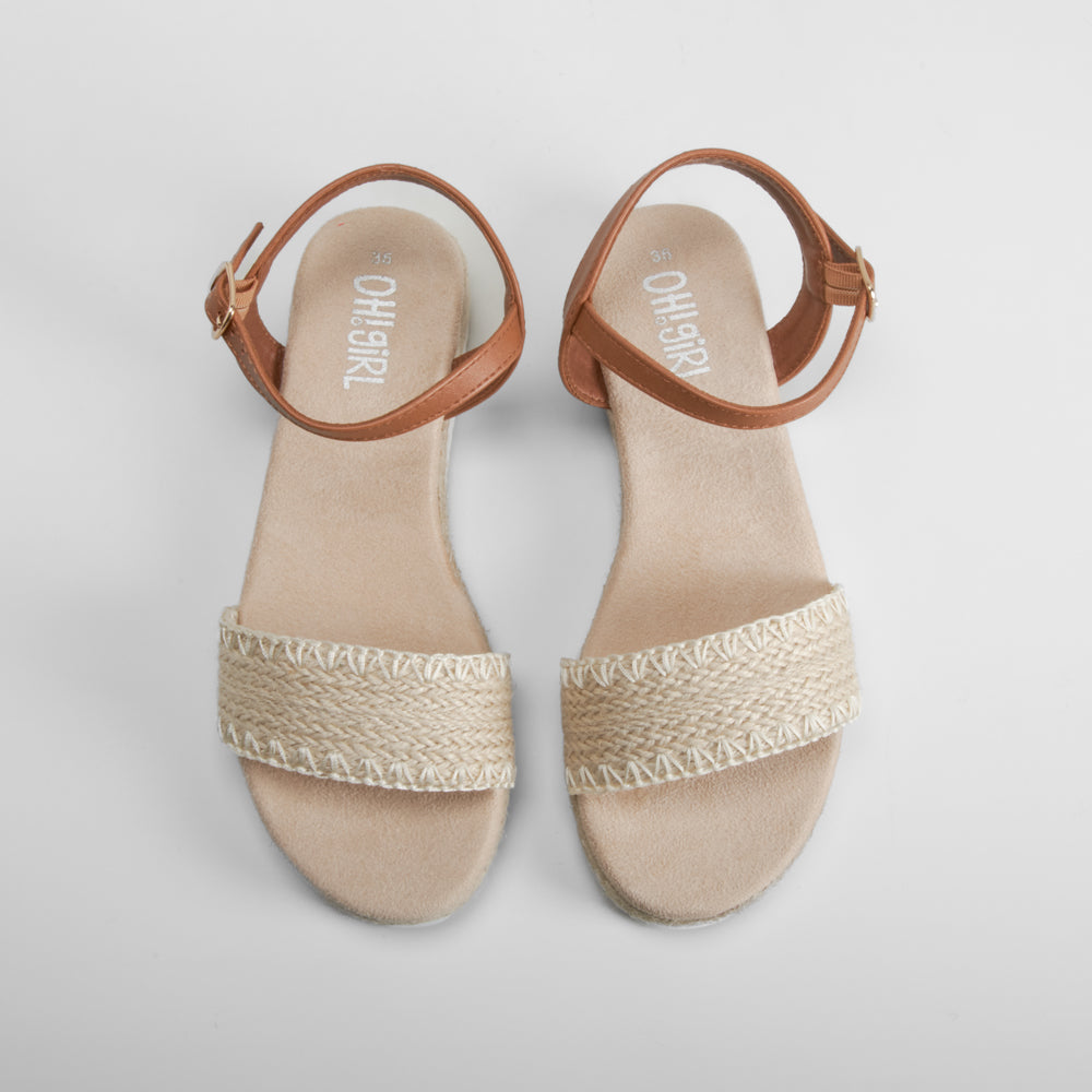 Sandalia yute blanca tira marrón OH GIRL