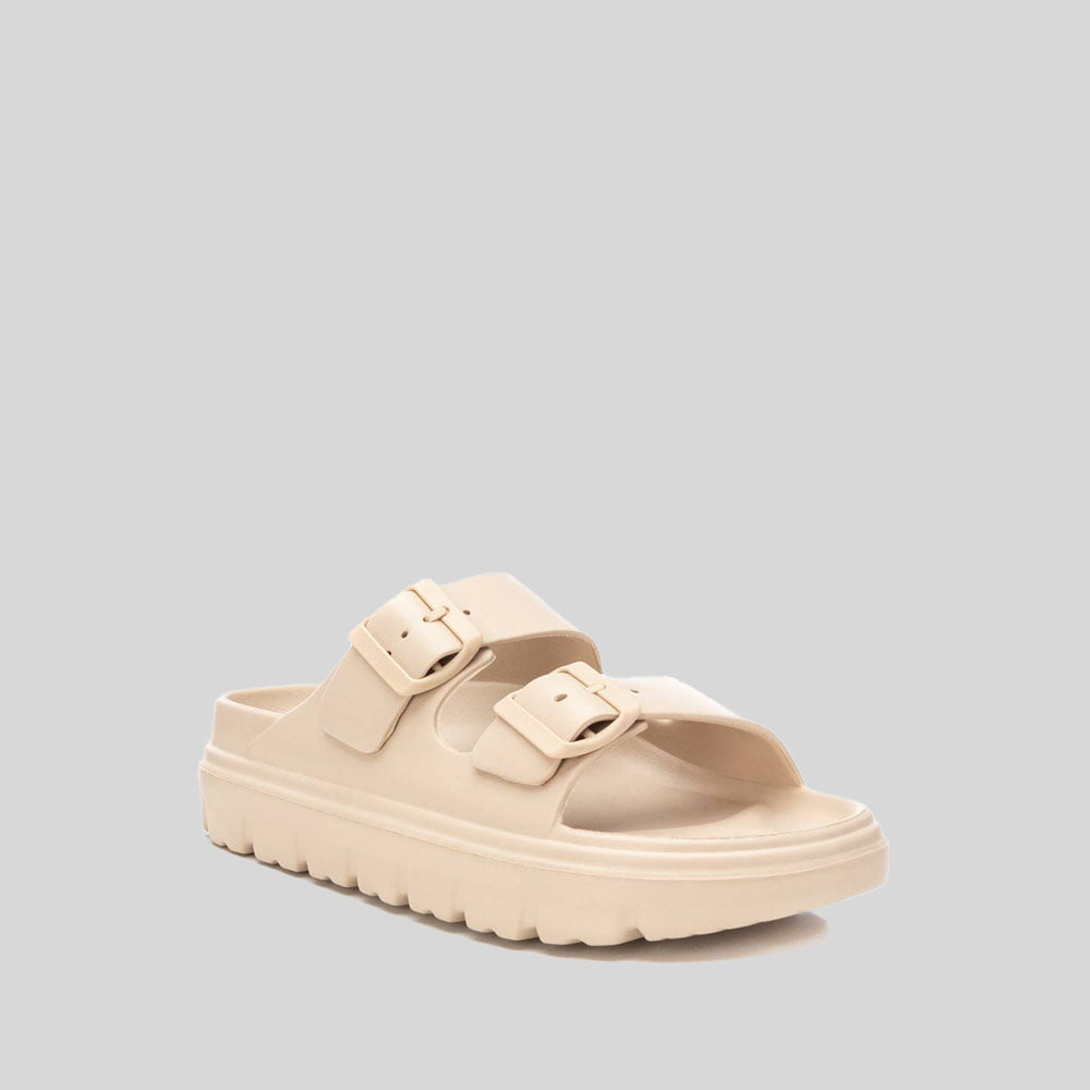 Chancla con hebillas chunky beige XTI