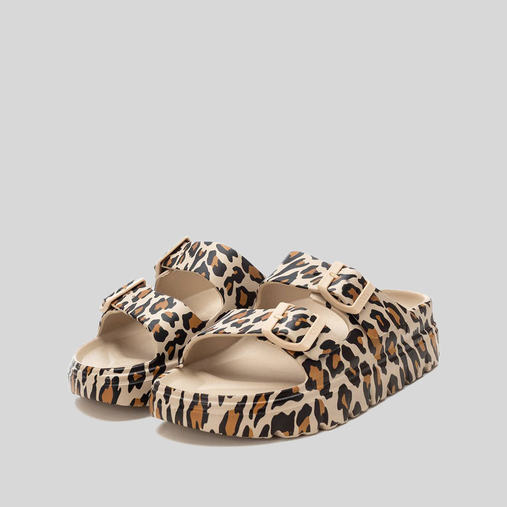 Chancla con hebillas chunky animal print beige XTI