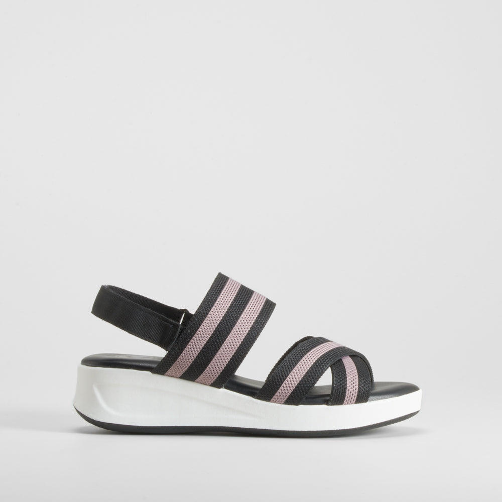 Chancla de tiras negra COMFEET