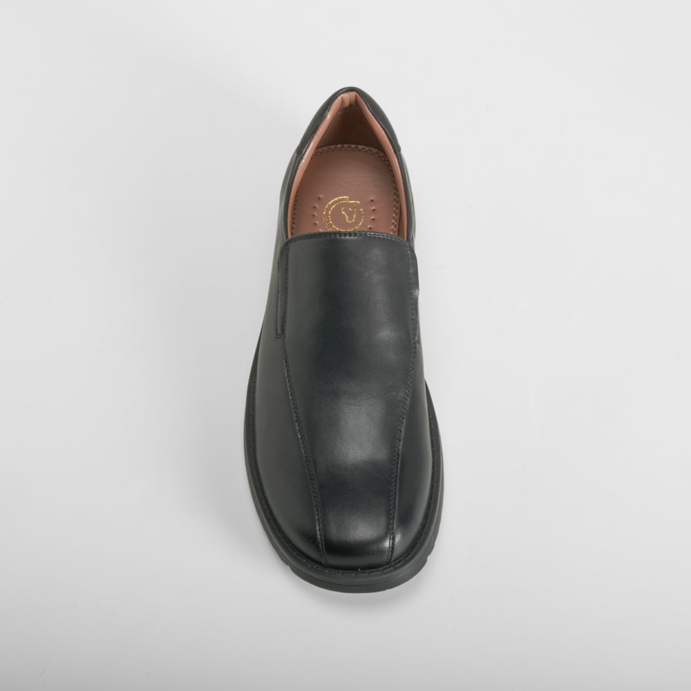 Zapato colegial slip on piel negro MR. HANSEN