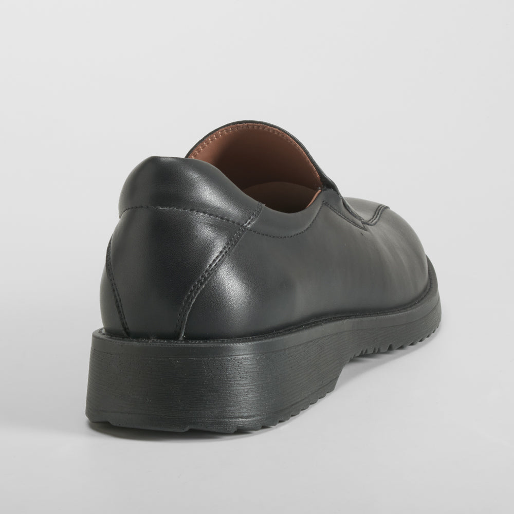 Zapato colegial slip on piel negro MR. HANSEN