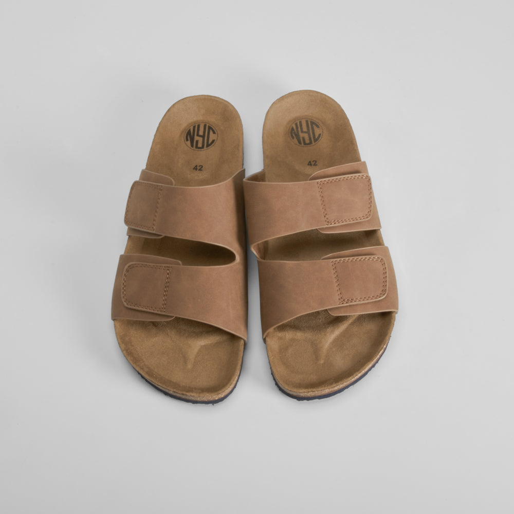 Sandalia bio con velcro marrón NYC