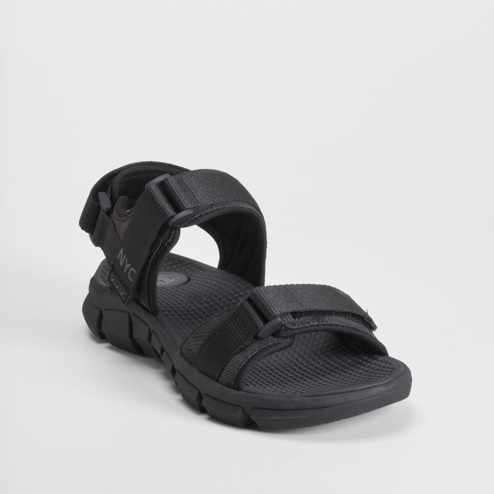 Sandalia deportiva negra NYC