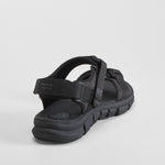 Sandalia deportiva negra NYC