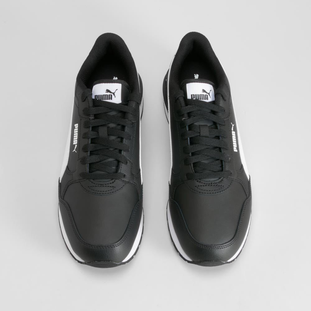 Deportiva Runner V4 negra PUMA