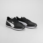 Deportiva Runner V4 negra PUMA