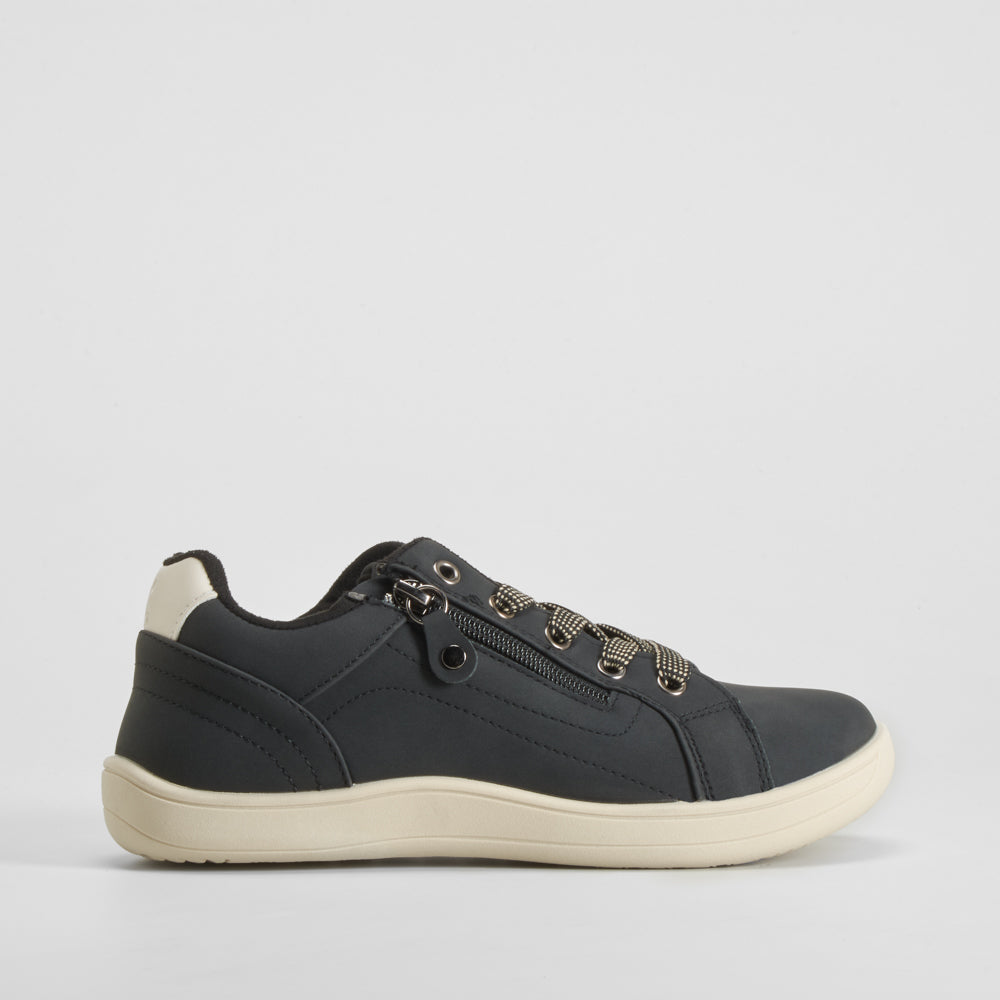 Sneaker barefoot negro COMFEET