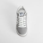 Deportiva básica casual gris NYC