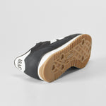 Deportiva casual color negro NYC