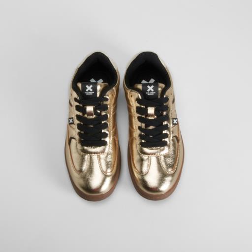 Deportiva sneaker suela caramelo oro NYC
