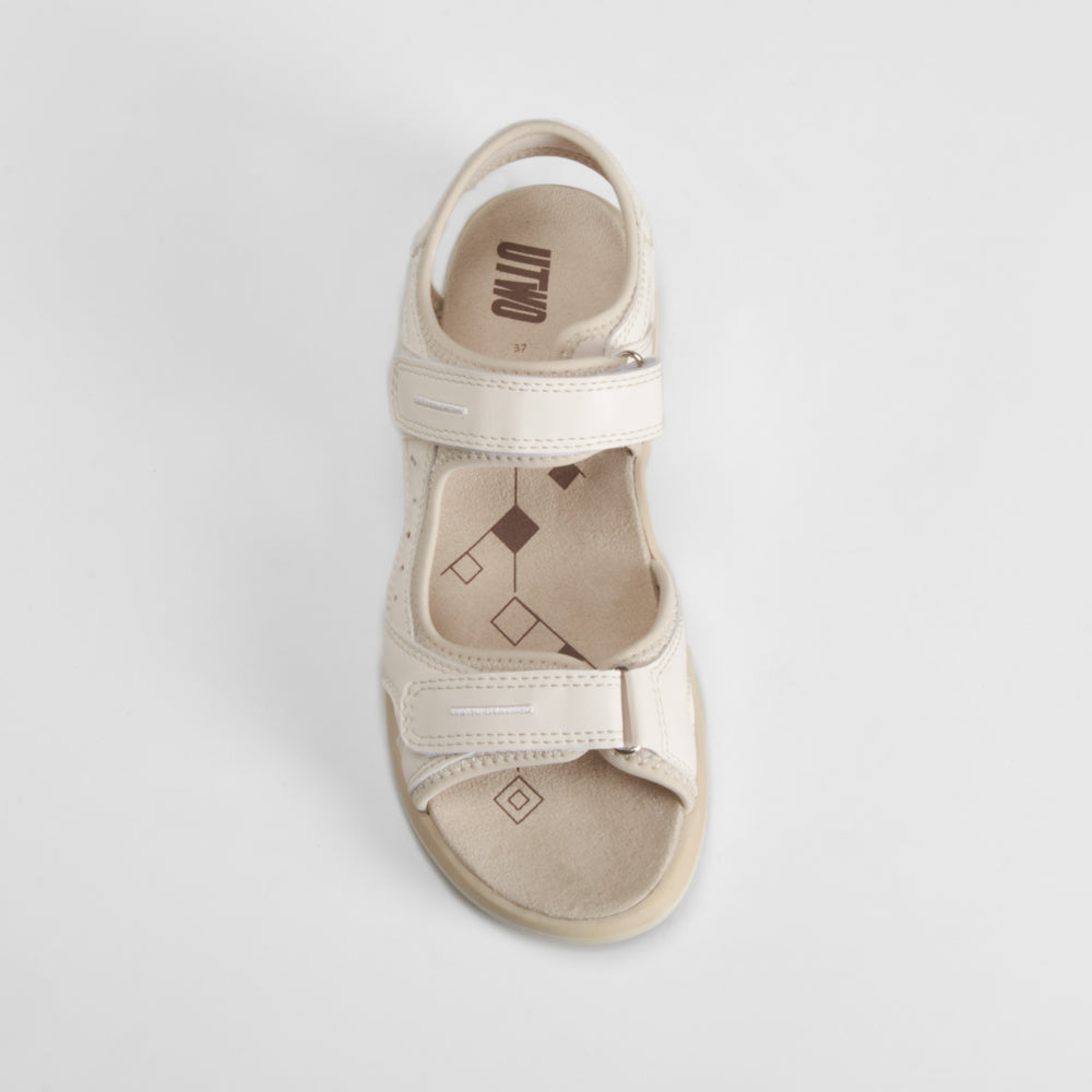 Sandalia deportiva beige UTWO