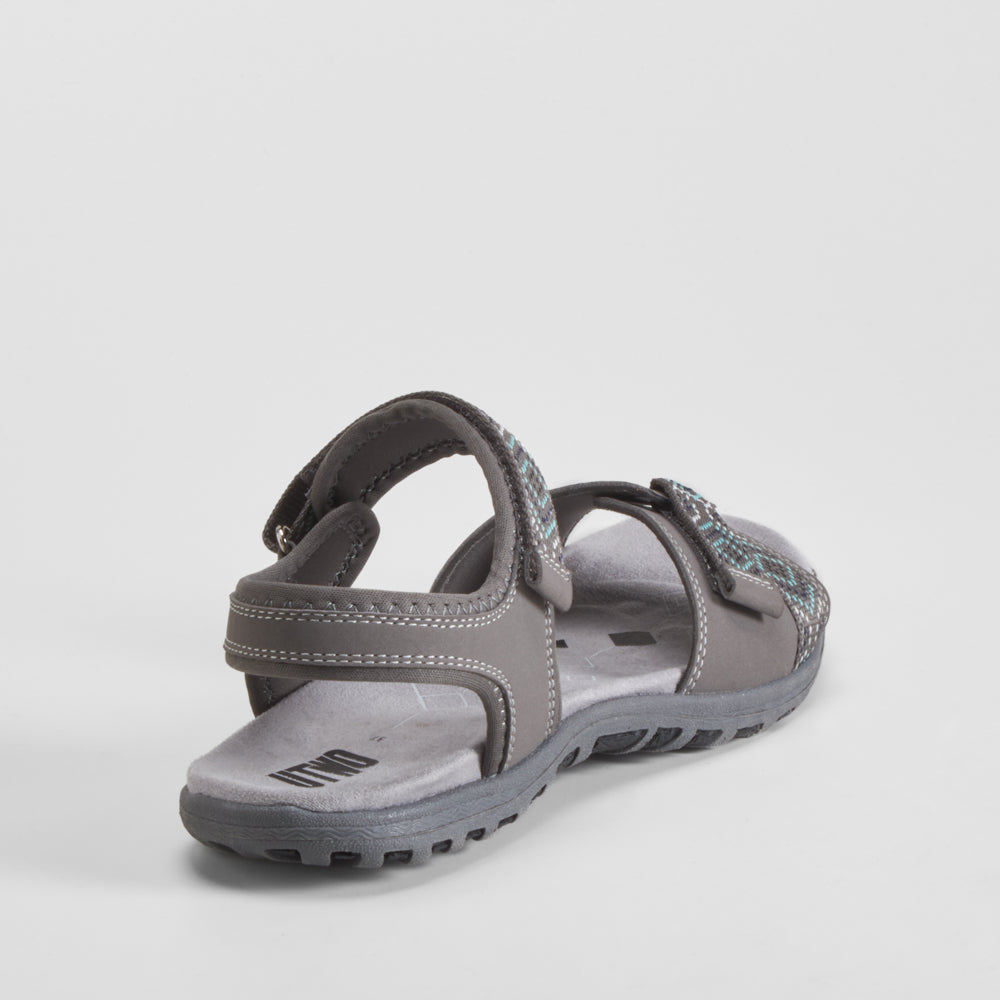 Sandalia deportiva trekking gris UTWO